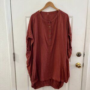 Free People Woman's Over-sized Rust Gauzy Dolman Sleeve Tunic